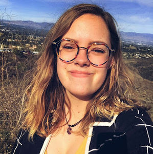 Meet your Posher, Liza